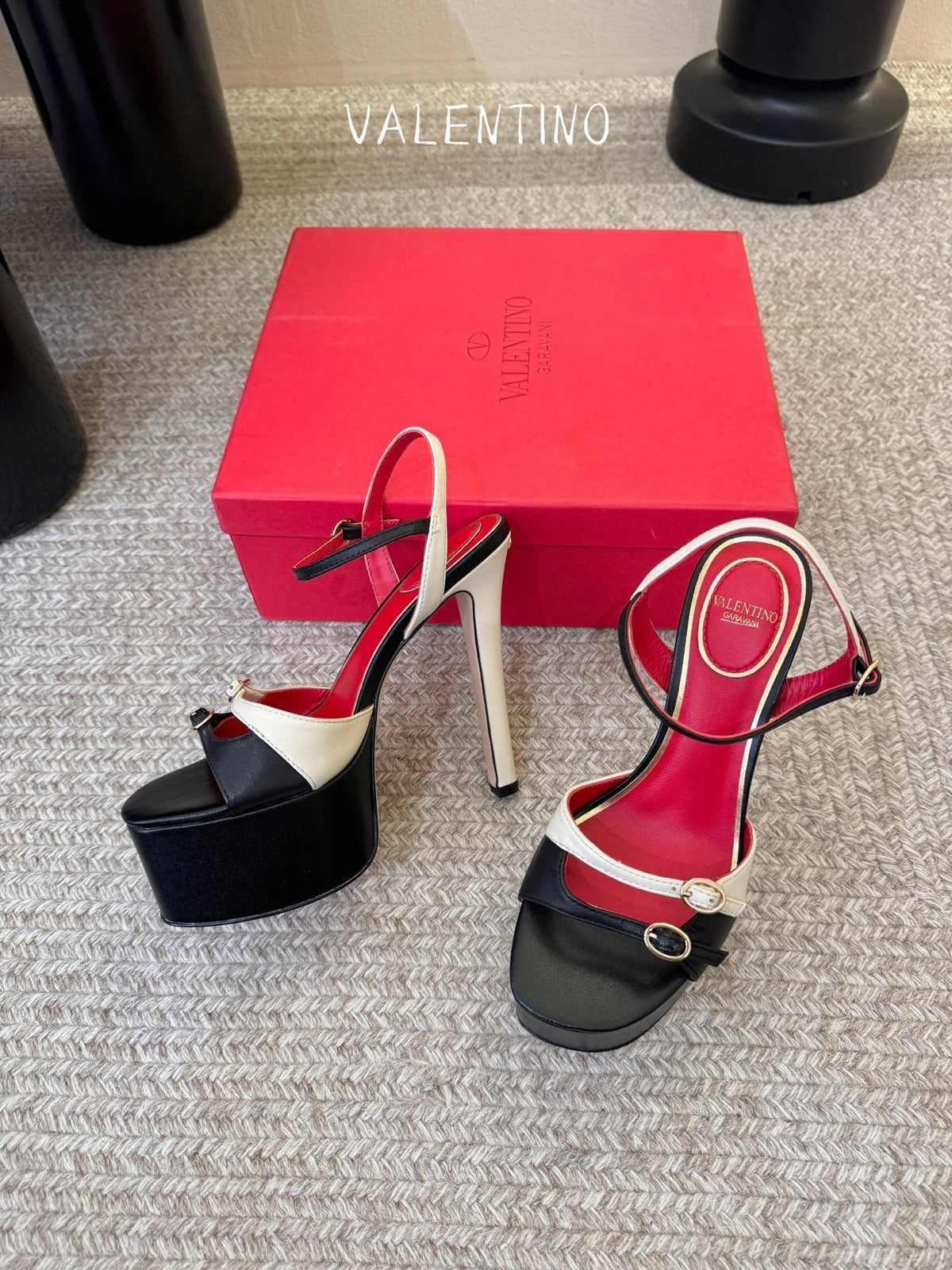 Valentino Garavani Crasher 145mm Leather Platform Sandal 835761