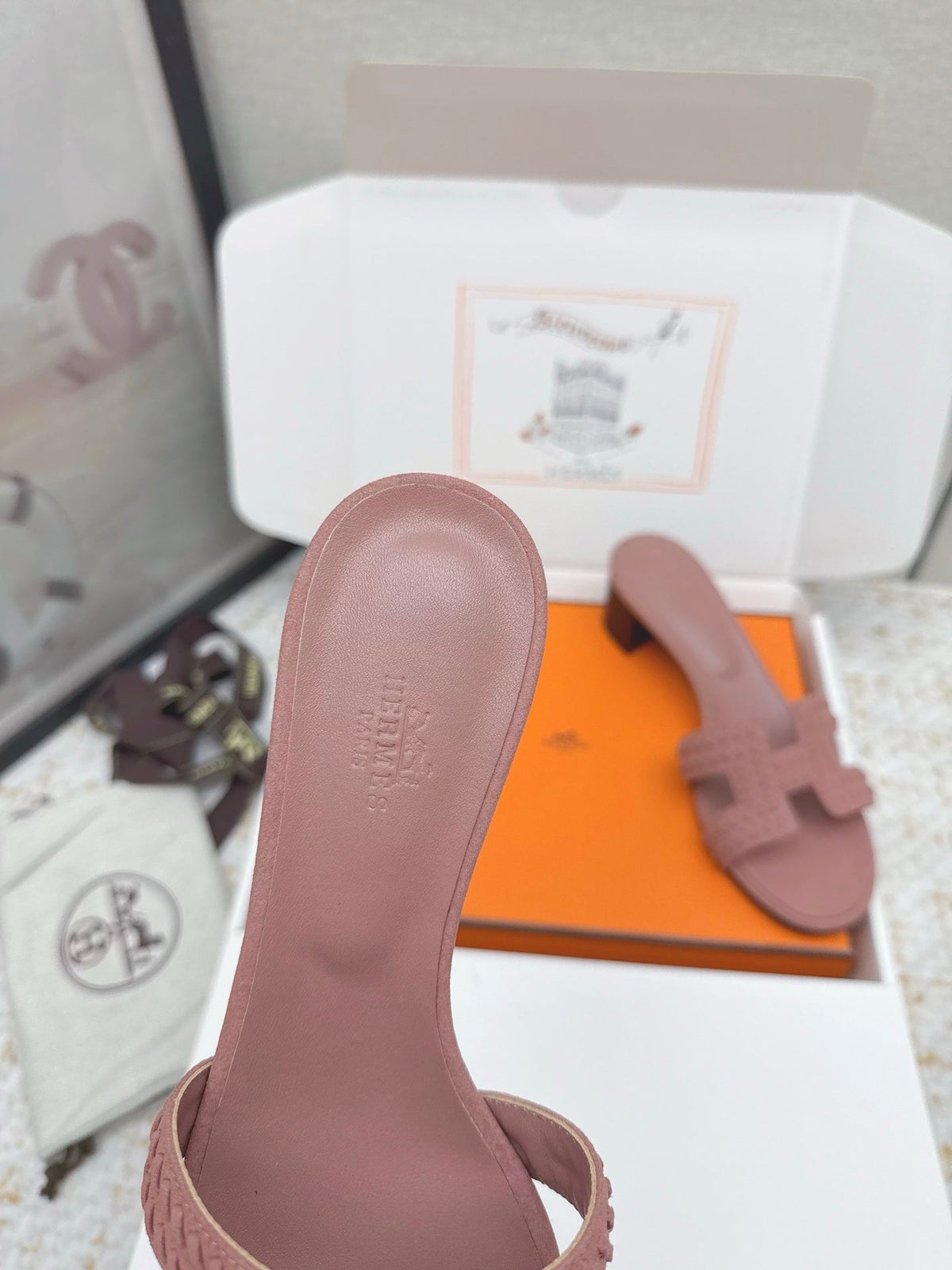 HM 26ss Oran Sandals 50 Nude Pink Suede Sheepskin 625140