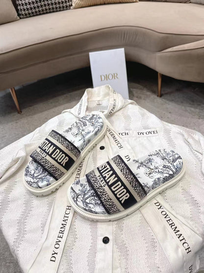 Dior 2026 Embroidered Dway Slide Fabric 944470