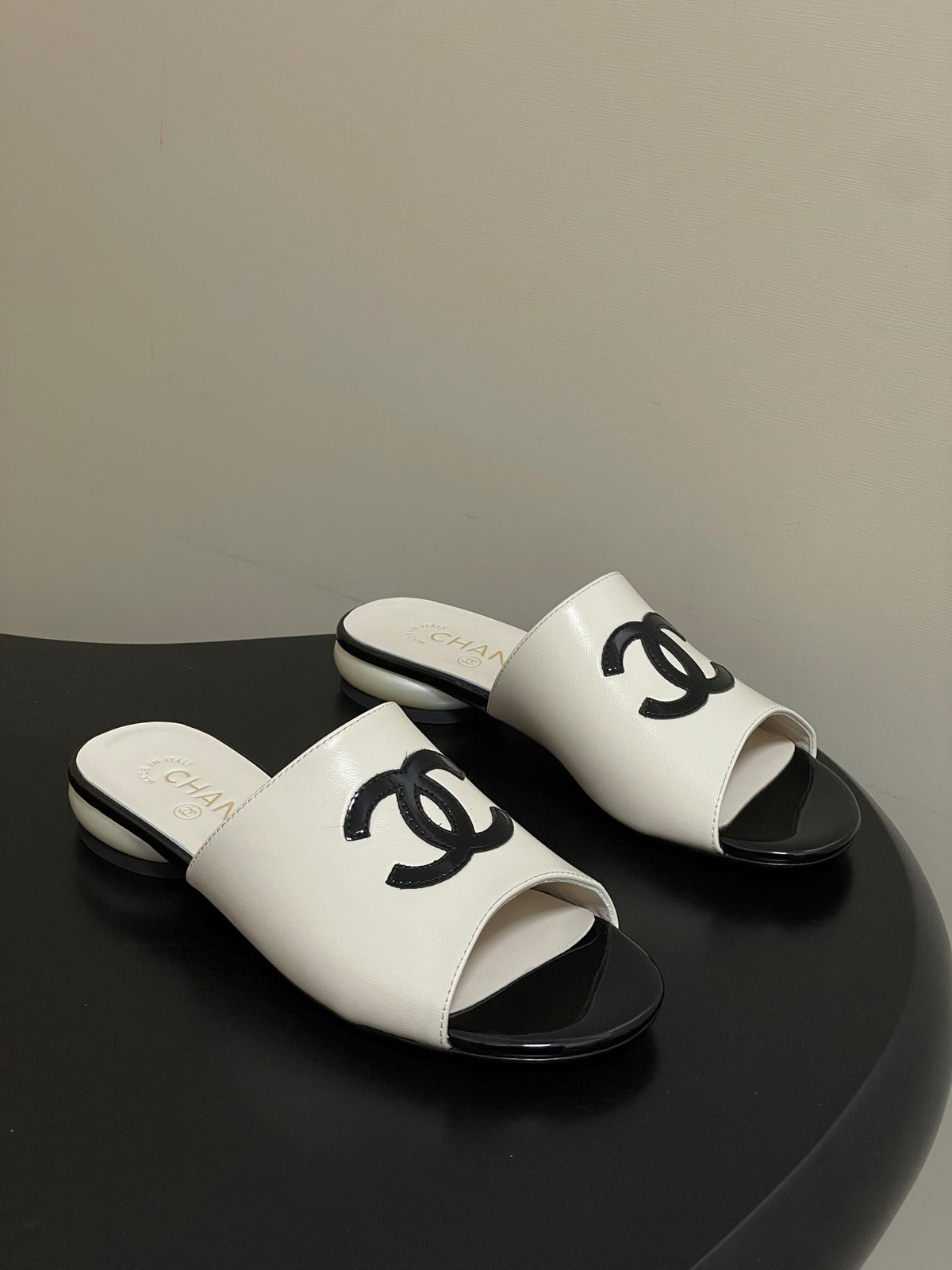 CC 2026 Pearl Flat Sandals Sheepskin Double C Logo