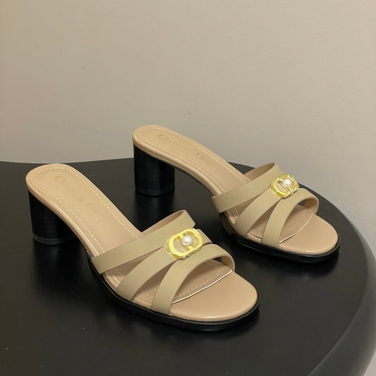 CD 26 Chunky Heel Sandals 50 Beige Leather 593531