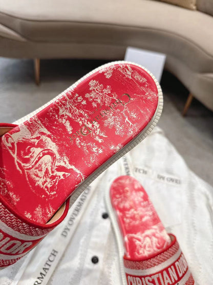 Dior 2026 Embroidered Dway Slide Fabric 944470